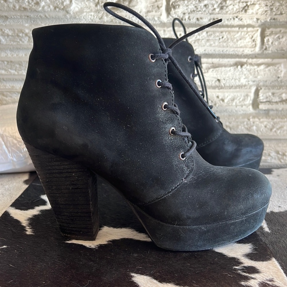 Steve Madden black platform booties (size 10)